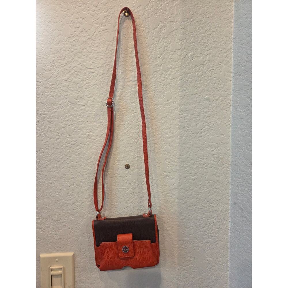 Orange and Brown Giani Bernini Crossbody Mini Purse . NWT 100 percent Leather